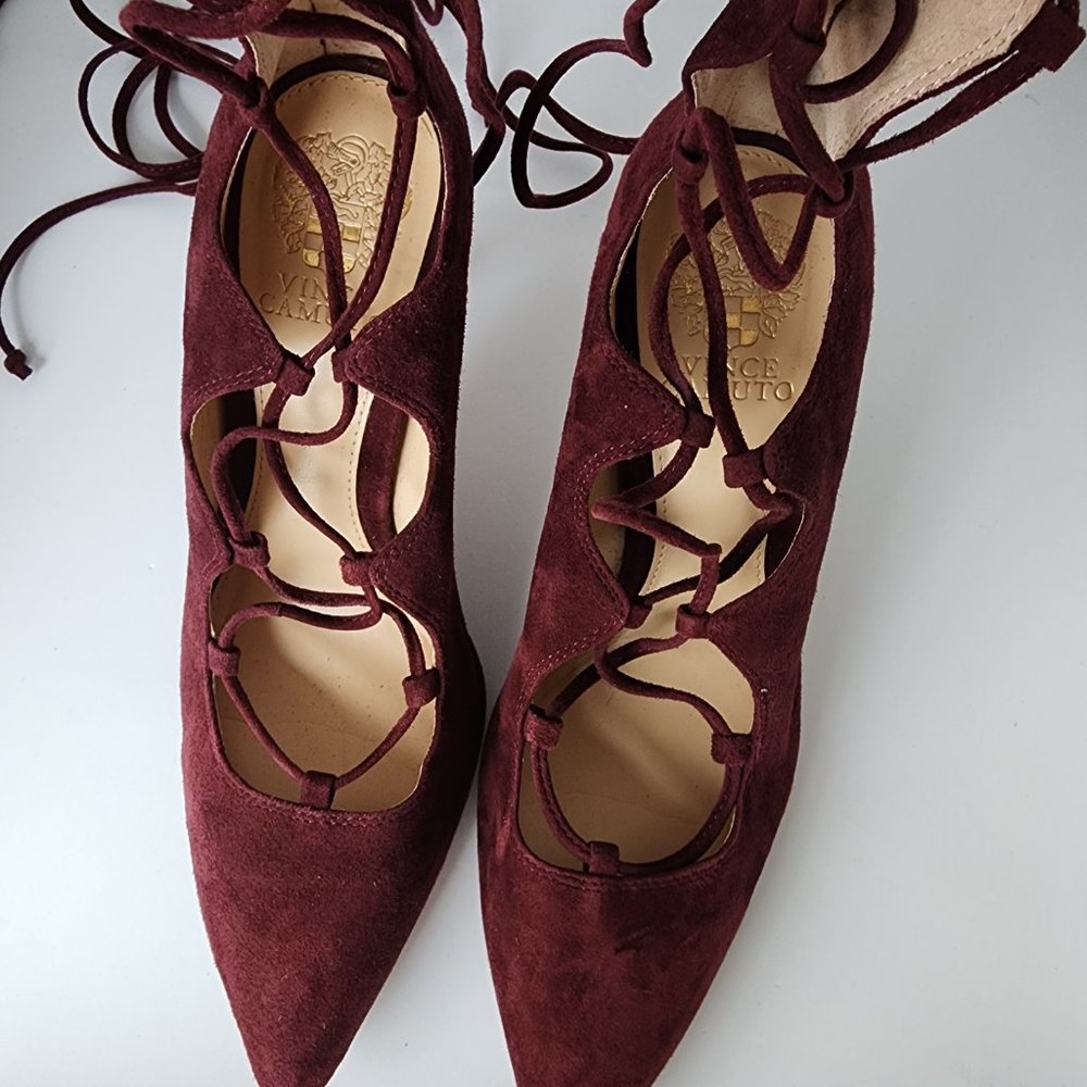 Vince Camuto Burgandy Suede Stilleto Lace Up shoe
